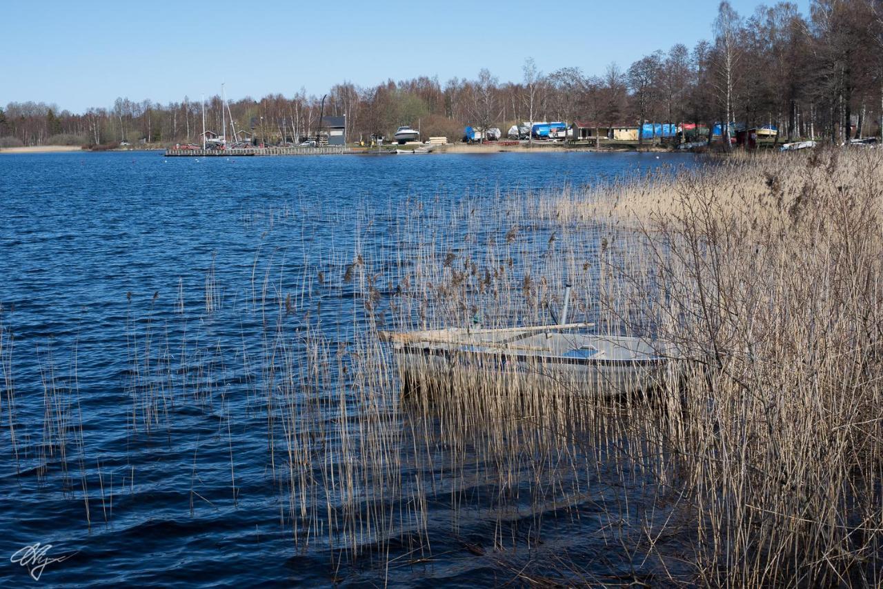 Bolmen Bed - Vandrarhem Юнґбю Екстер'єр фото